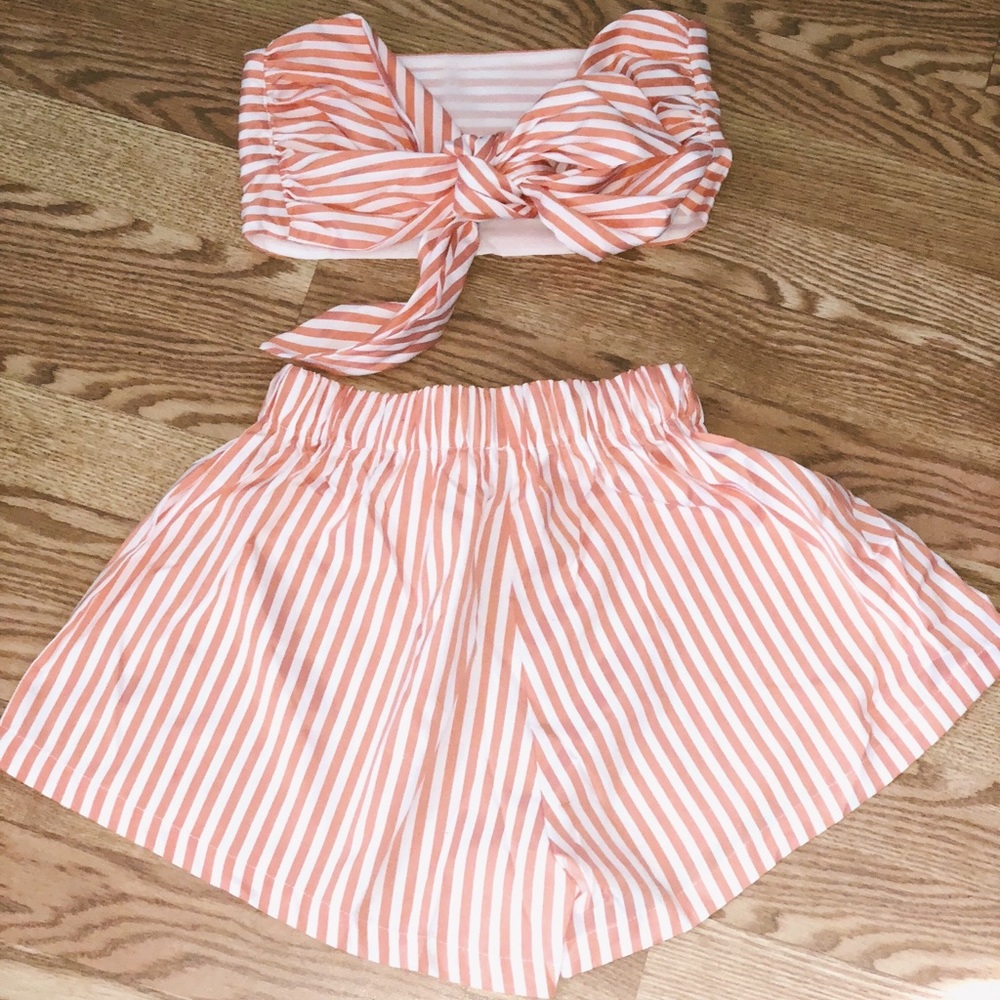 TWO PIECE SET! 😋